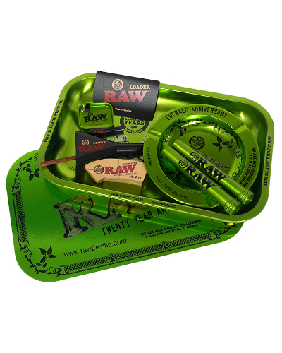 RAW 20th Anniversary Emerald Gift Set image 2